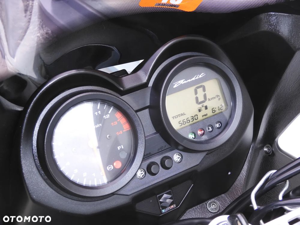 Suzuki Bandit - 24