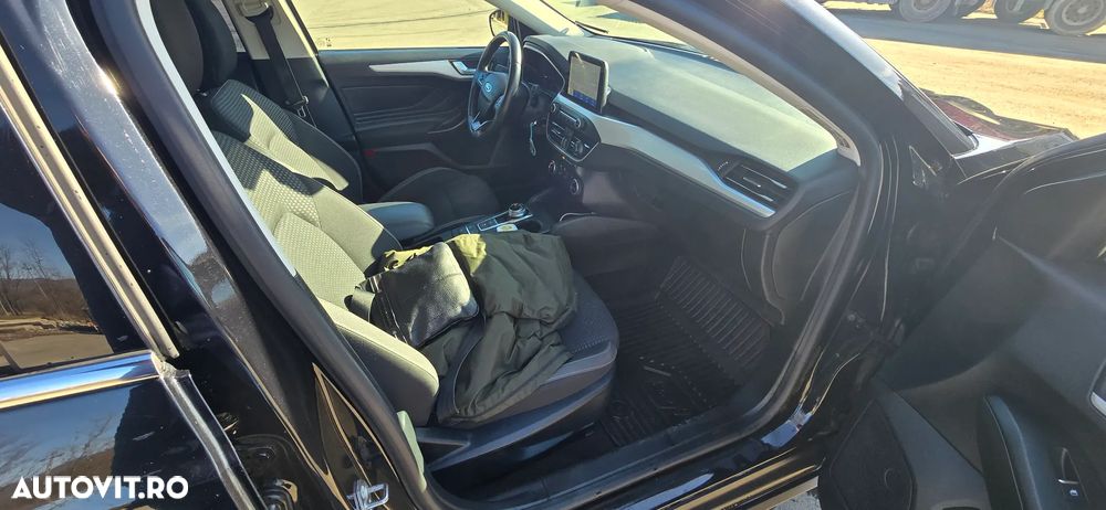 Ford Focus 1.5 EcoBlue Start-Stopp-System Aut. COOL&CONNECT - 11