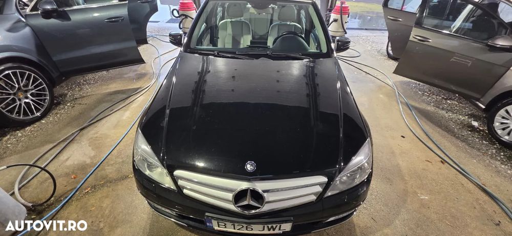 Mercedes-Benz C 220 CDI BlueEFFICIENCY - 2