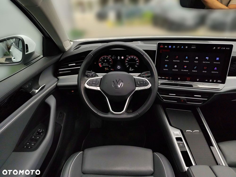 Volkswagen Passat - 21