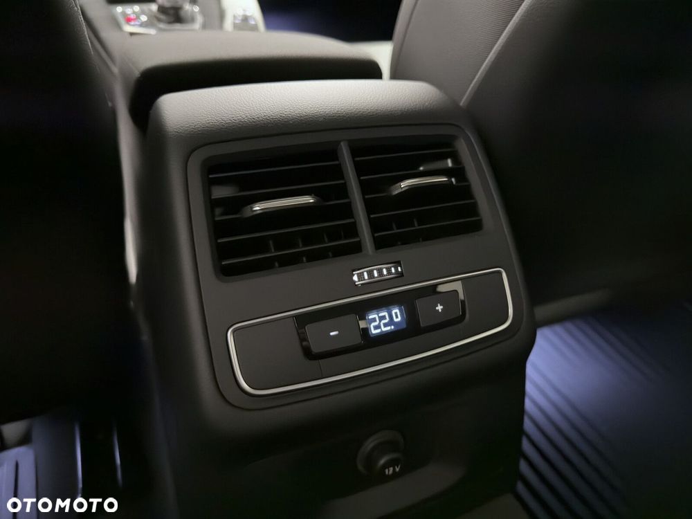 Audi A4 Limousine - 23