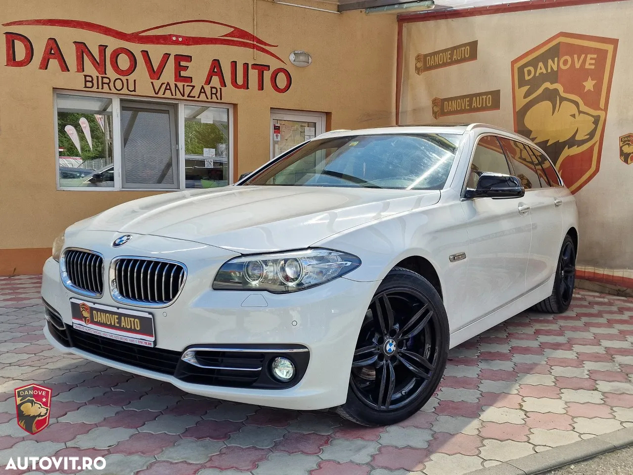BMW Seria 5 520d xDrive Touring Aut. Luxury Line - 9