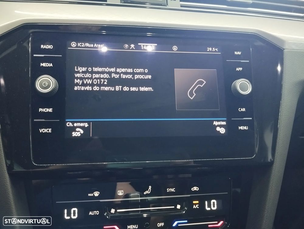 VW Passat Variant 2.0 TDI Business DSG - 29