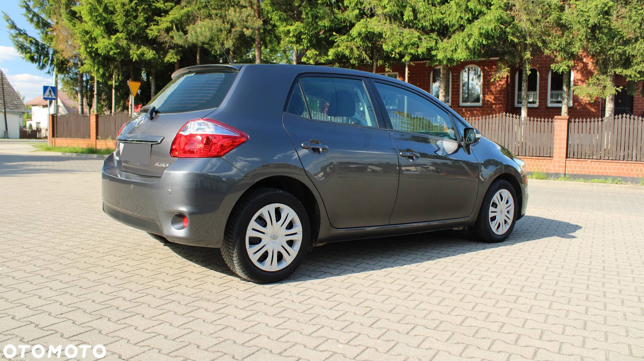 Toyota Auris 1.6 Premium - 2