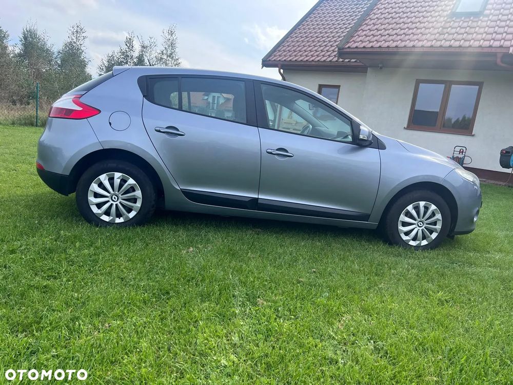 Renault Megane 1.6 16V 110 Authentique - 6