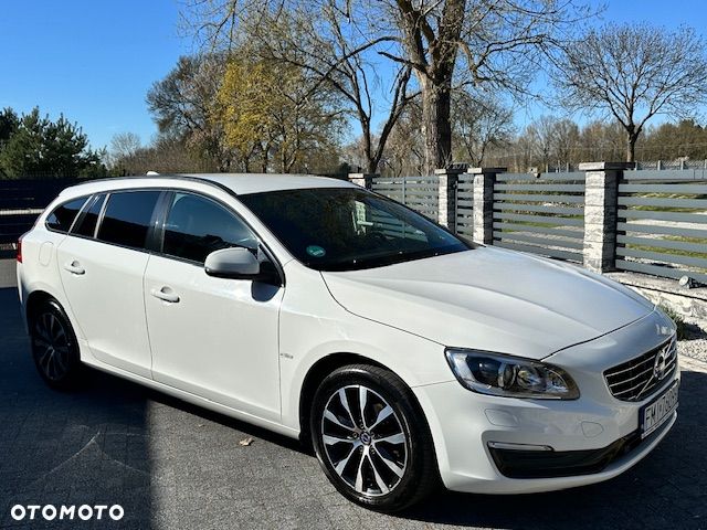 Volvo V60 D4 Geartronic Summum - 3