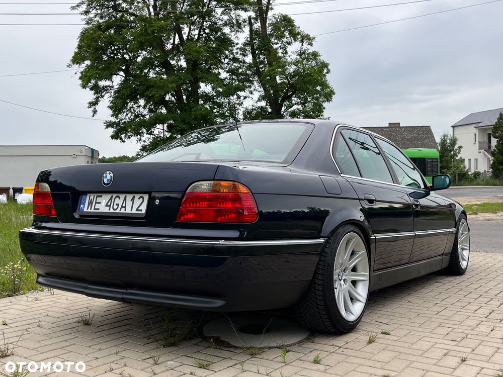 BMW Seria 7 - 6
