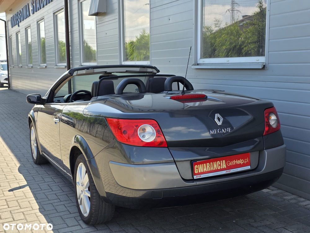 Renault Megane 2.0 16V Privilege - 11