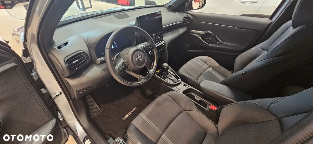 Toyota Yaris Cross Hybrid 1.5 Executive - 3