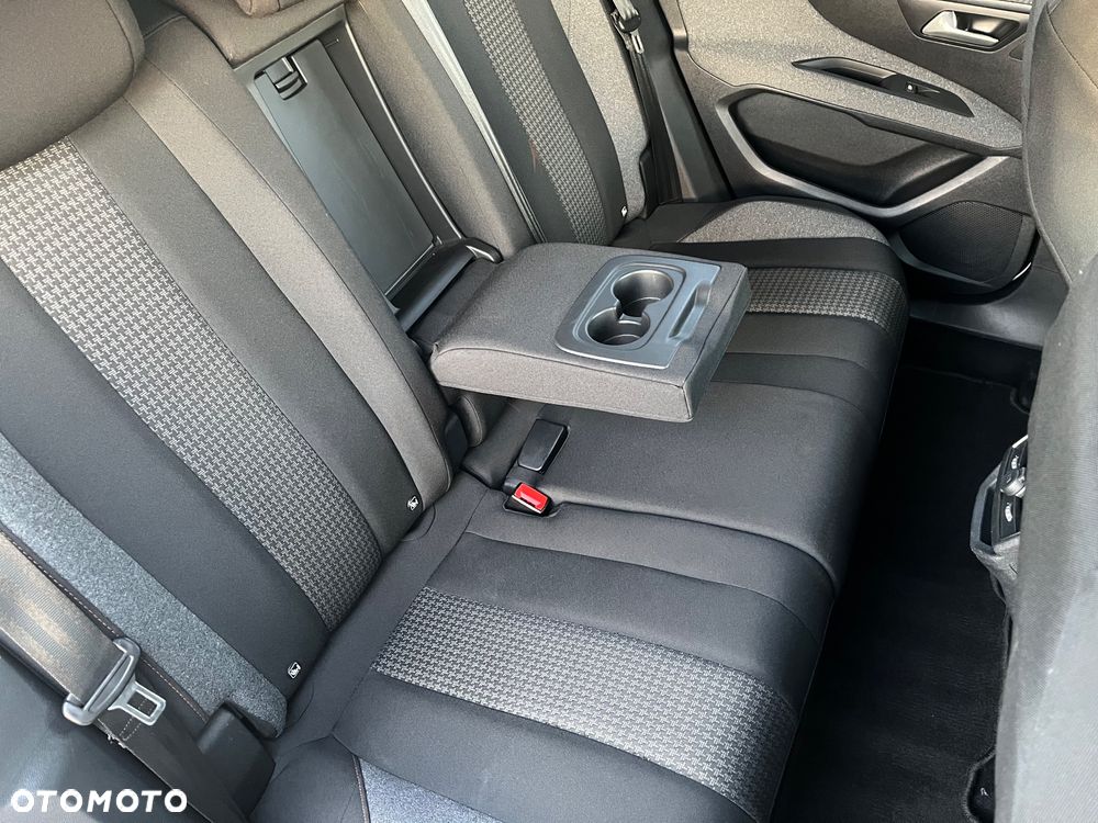 Peugeot 3008 - 24