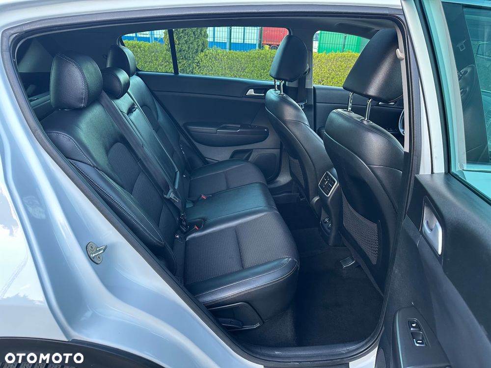 Kia Sportage 1.7 CRDI 2WD Attract - 20