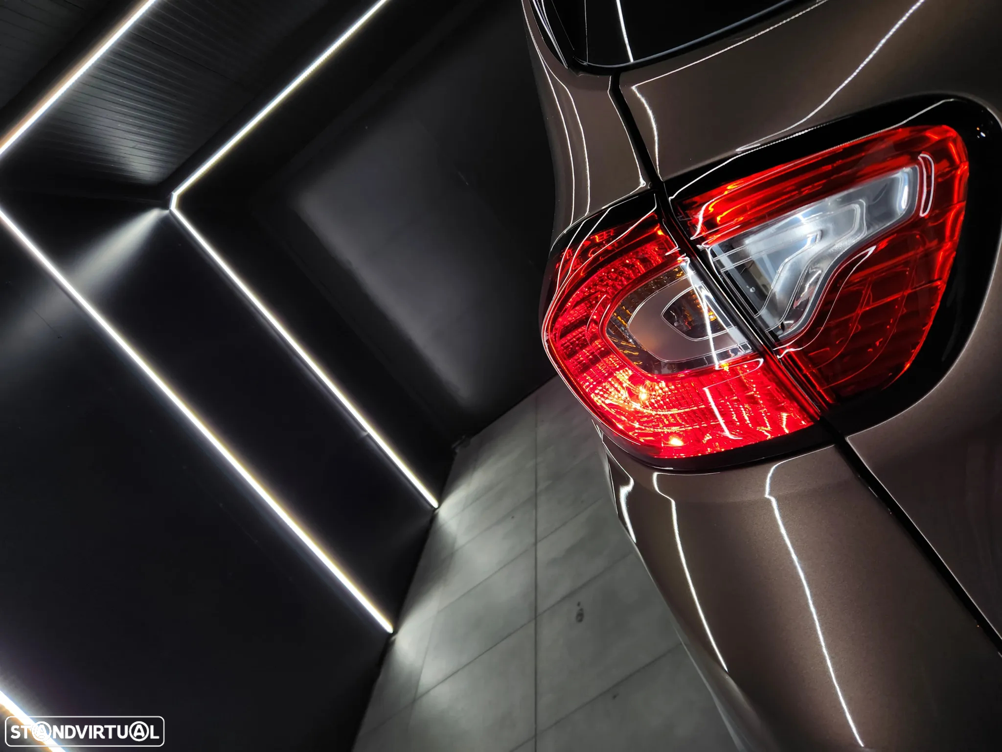 Renault Captur 1.5 dCi Exclusive - 14