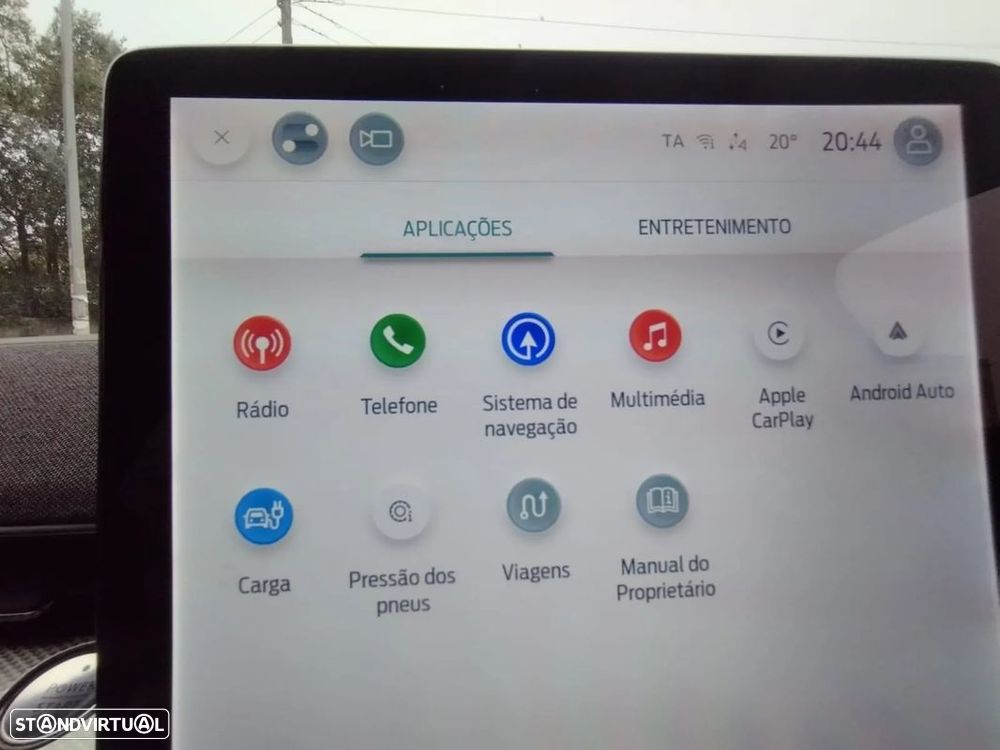 Ford Mustang Mach-E - 25