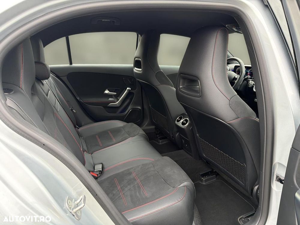 Mercedes-Benz A 200 d 8G-DCT - 16