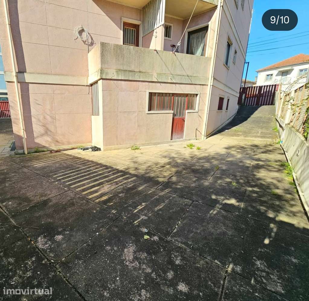 Armazém/garagem para arrendamento - Grande imagem: 4/6