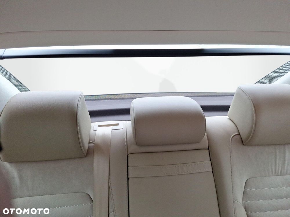 Volkswagen Passat 2.0 TSI Highline DSG - 21