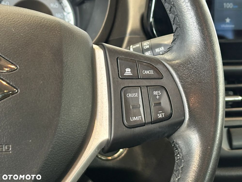 Suzuki S-Cross 1.5 DualJet Hybrid Premium AGS - 17