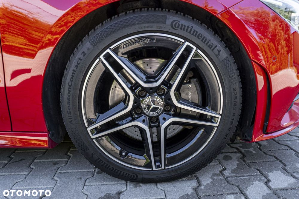 Mercedes-Benz CLA - 10