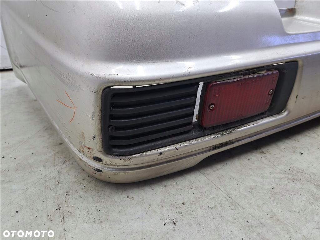 Zderzak tylny tył Suzuki Vitara I 1988-1999 - 9