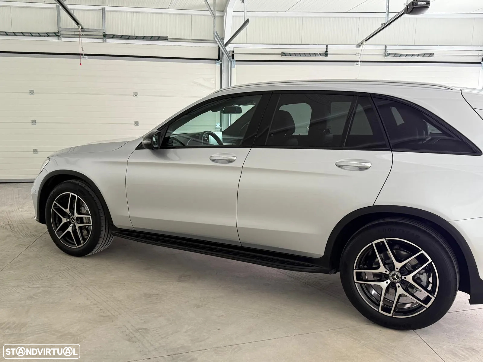 Mercedes-Benz GLC 250 d 4Matic 9G-TRONIC AMG Line - 29