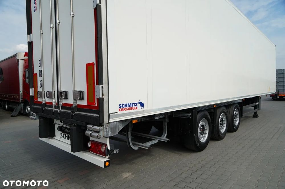 Schmitz Cargobull CHŁODNIA / CARRIER VECTOR 1550 / DOPPELSTOCK / 2 OSIE PODNOSZONE / SAF - 13