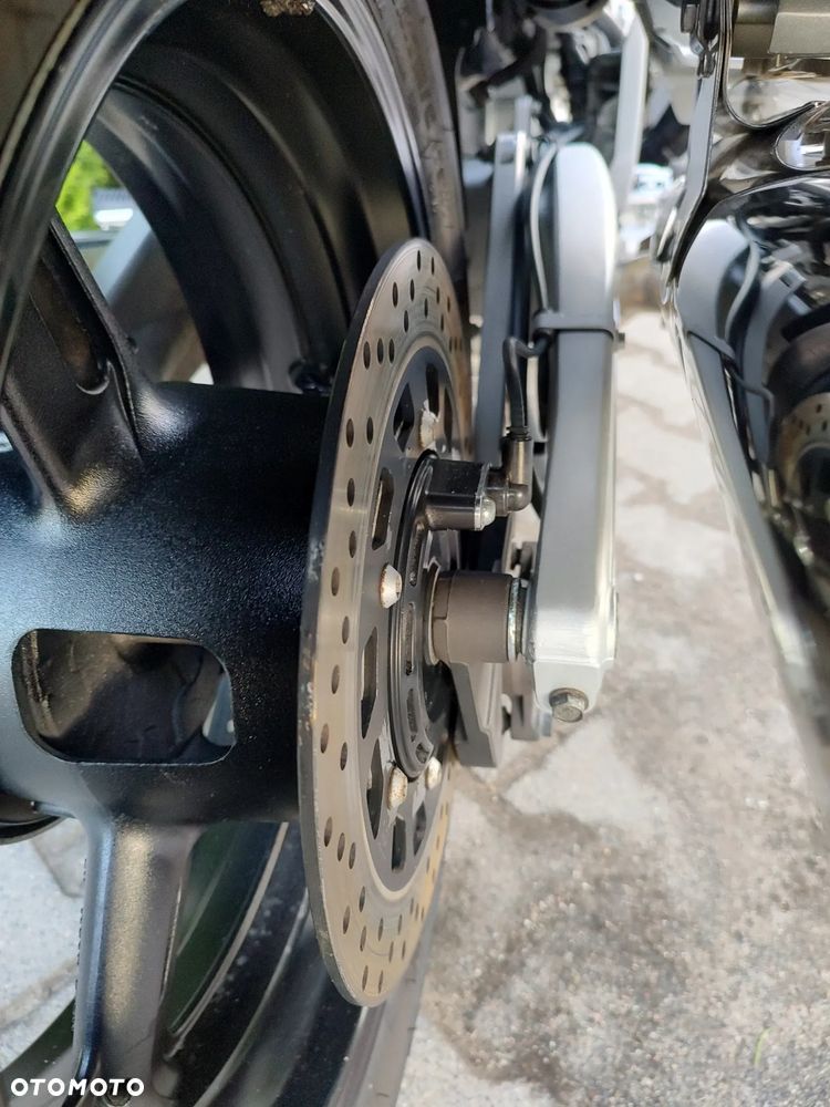 Yamaha FJR - 15