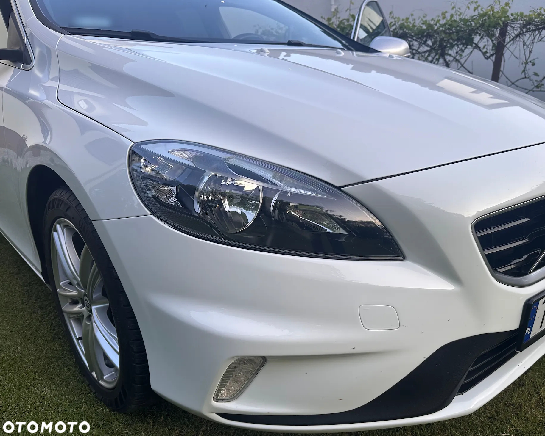 Volvo V40 D2 Drive-E R-Design Kinetic - 3