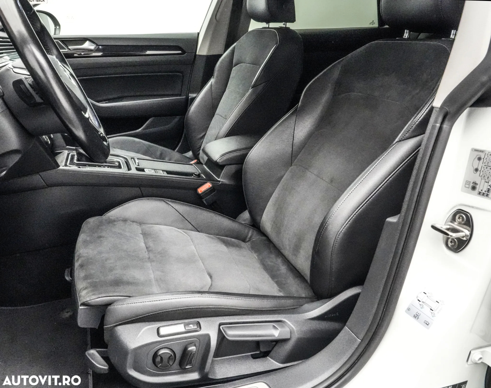 Volkswagen ARTEON 2.0 TDI DSG Elegance - 13