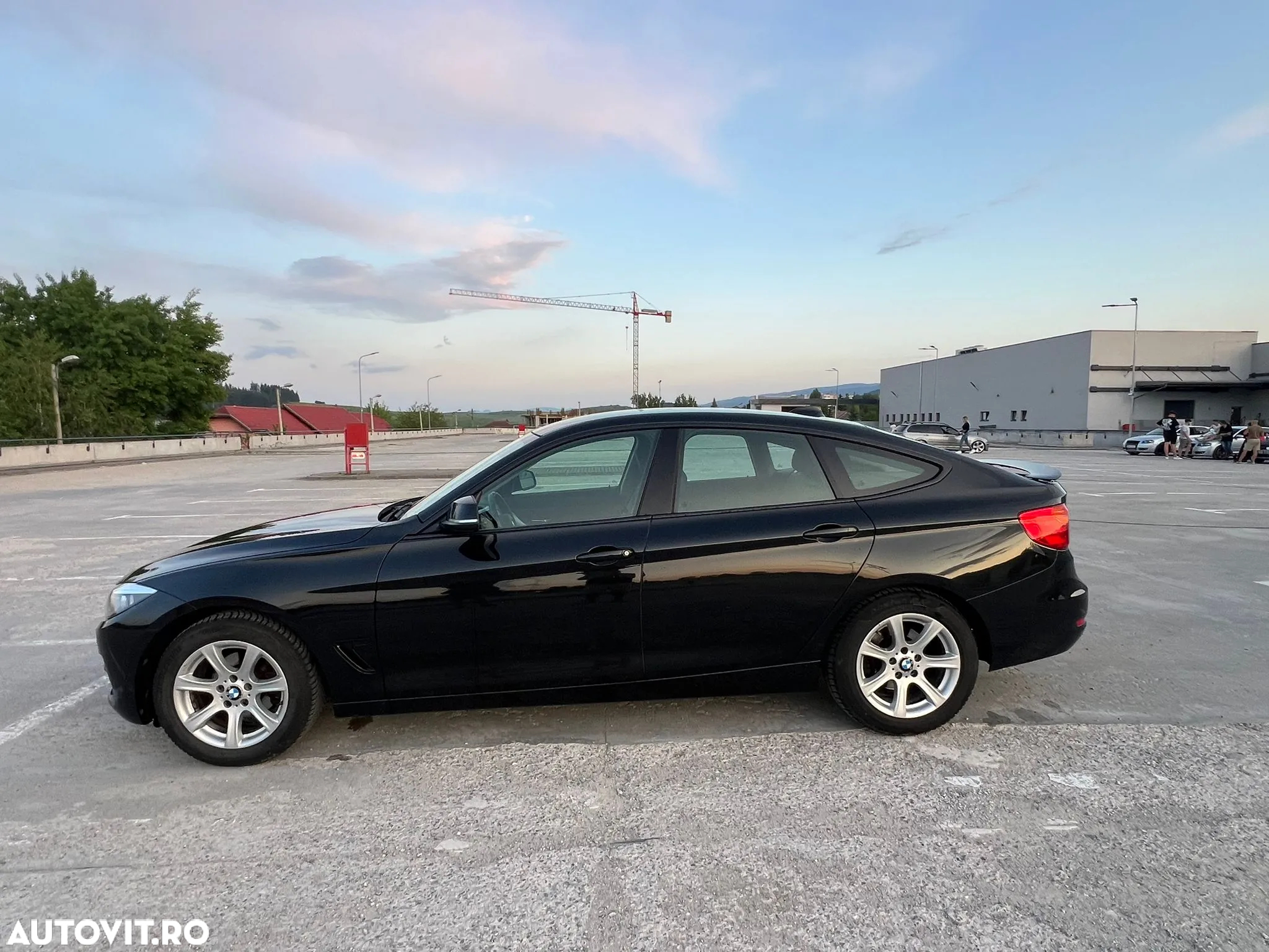 BMW Seria 3 318d GT Sport Line - 8