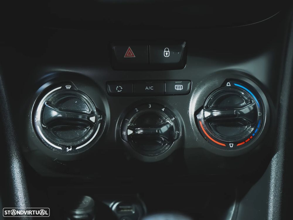 Peugeot 208 82 VTI Active - 17