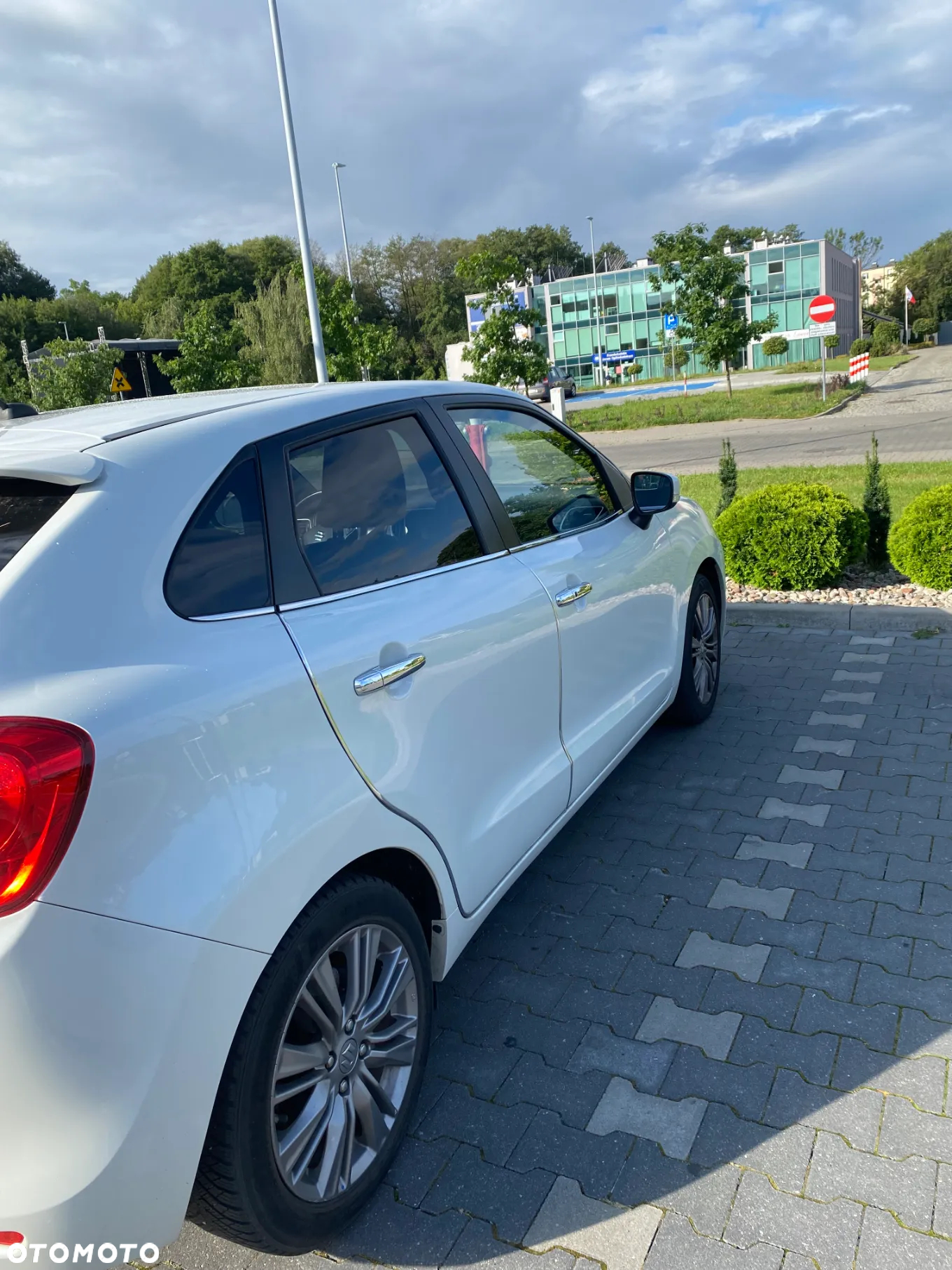 Suzuki Baleno - 4