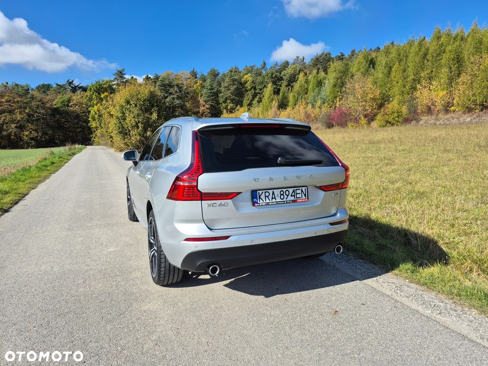 Volvo XC 60 D4 SCR Momentum - 18