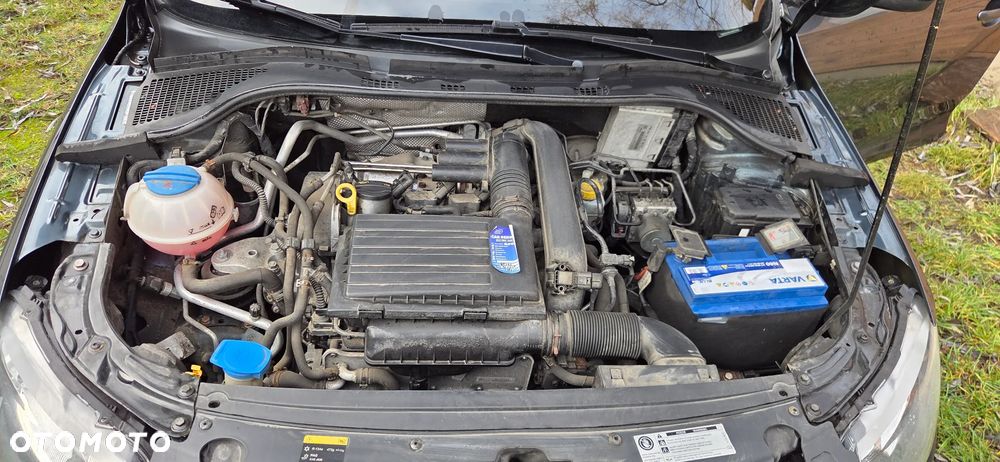 Skoda RAPID 1.2 TSI Active - 20