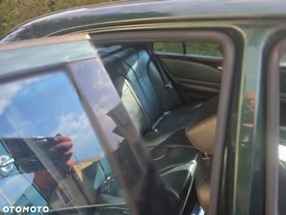 Mercedes-Benz Klasa E - 5