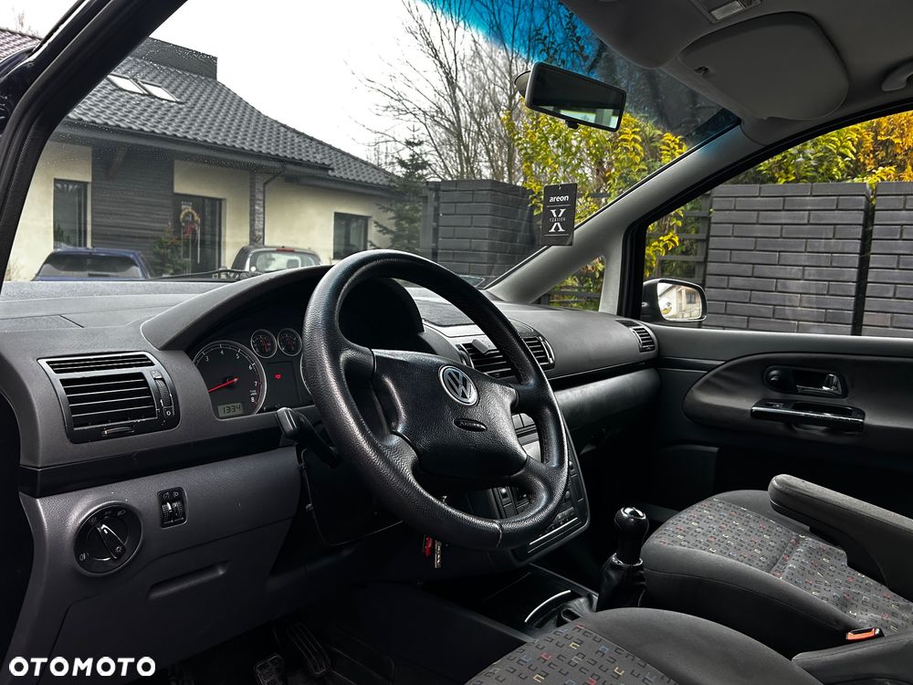 Volkswagen Sharan 1.8T Highline - 16