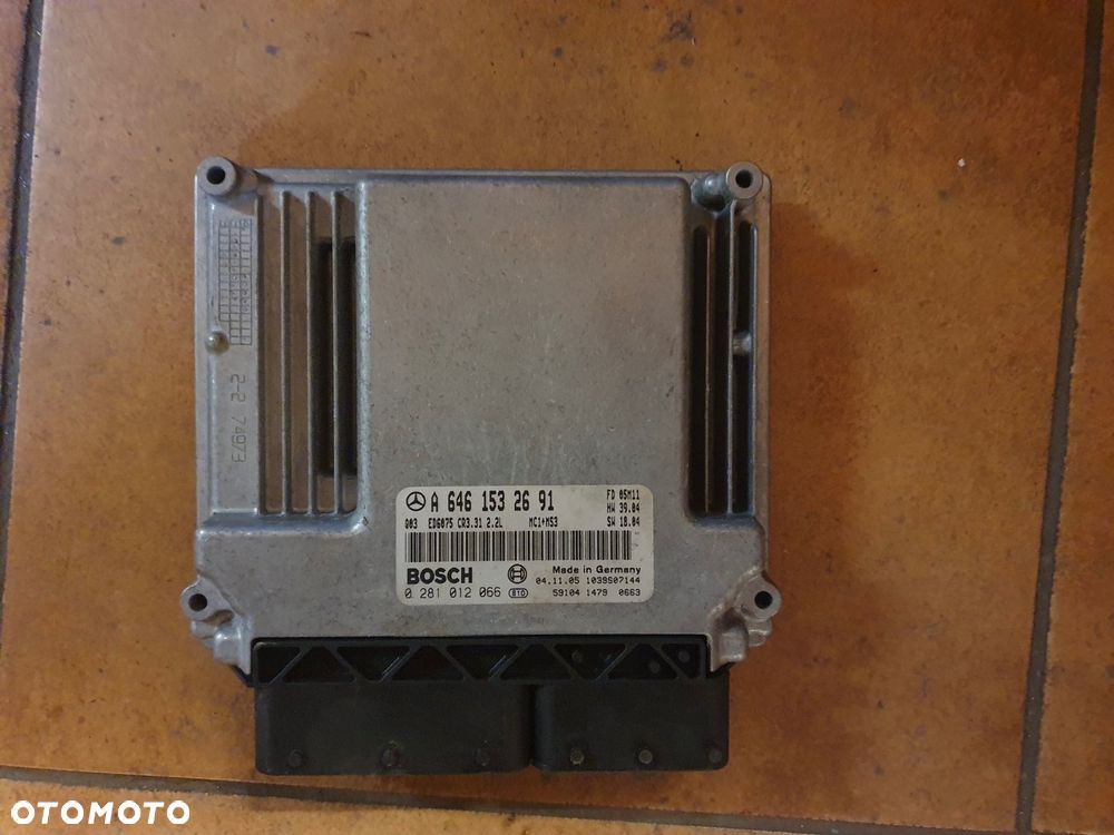 KOMPUTER STEROWNIK SILNIKA VITO 0281012066 A6461532691 - 1