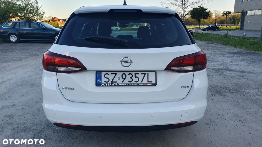 Opel Astra - 9