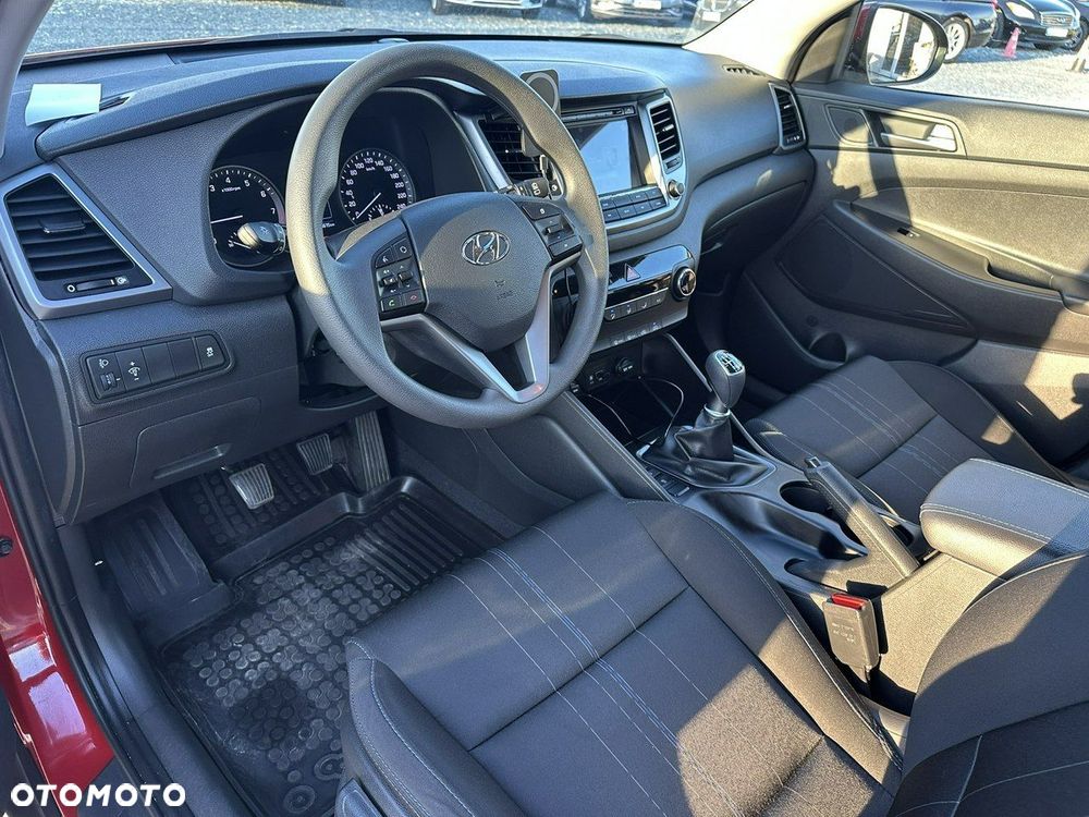 Hyundai Tucson 1.6 GDi 2WD Pure - 10