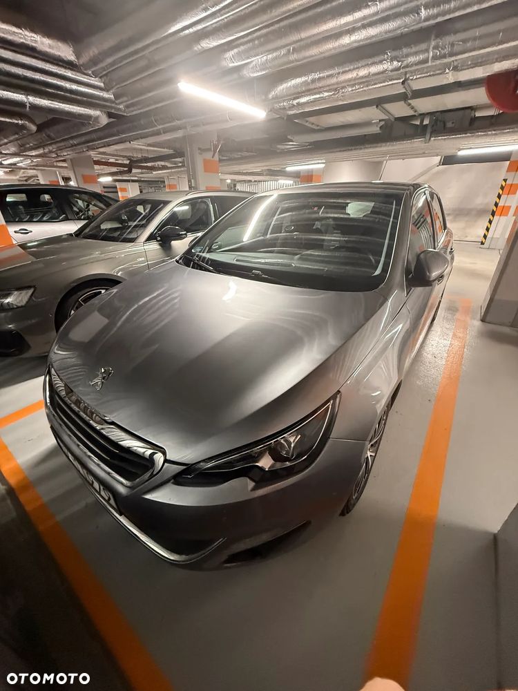 Peugeot 308 1.2 PureTech Allure S&S - 16