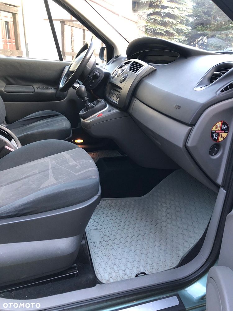 Renault Scenic 1.9 dCi Dynamique - 15