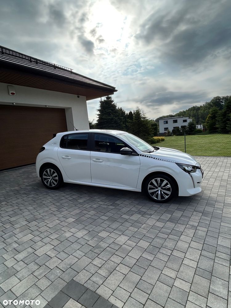Peugeot 208 - 7