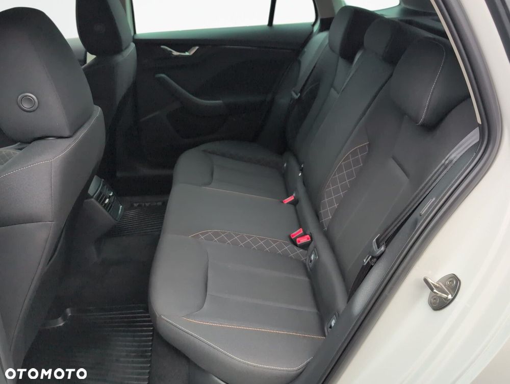 Skoda Scala 1.0 TSI Ambition - 11