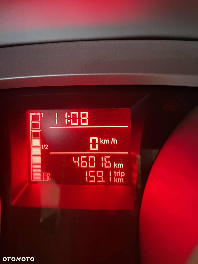 Seat Ibiza 1.4 16V Reference - 8