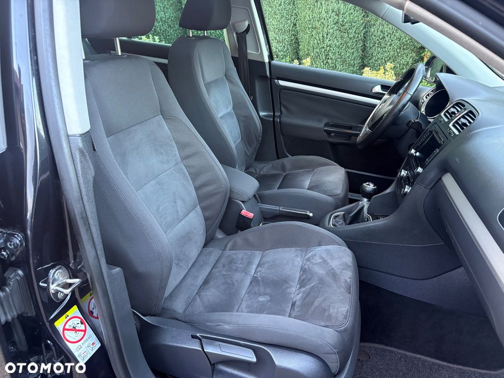 Volkswagen Golf 1.4 TSI Highline - 30