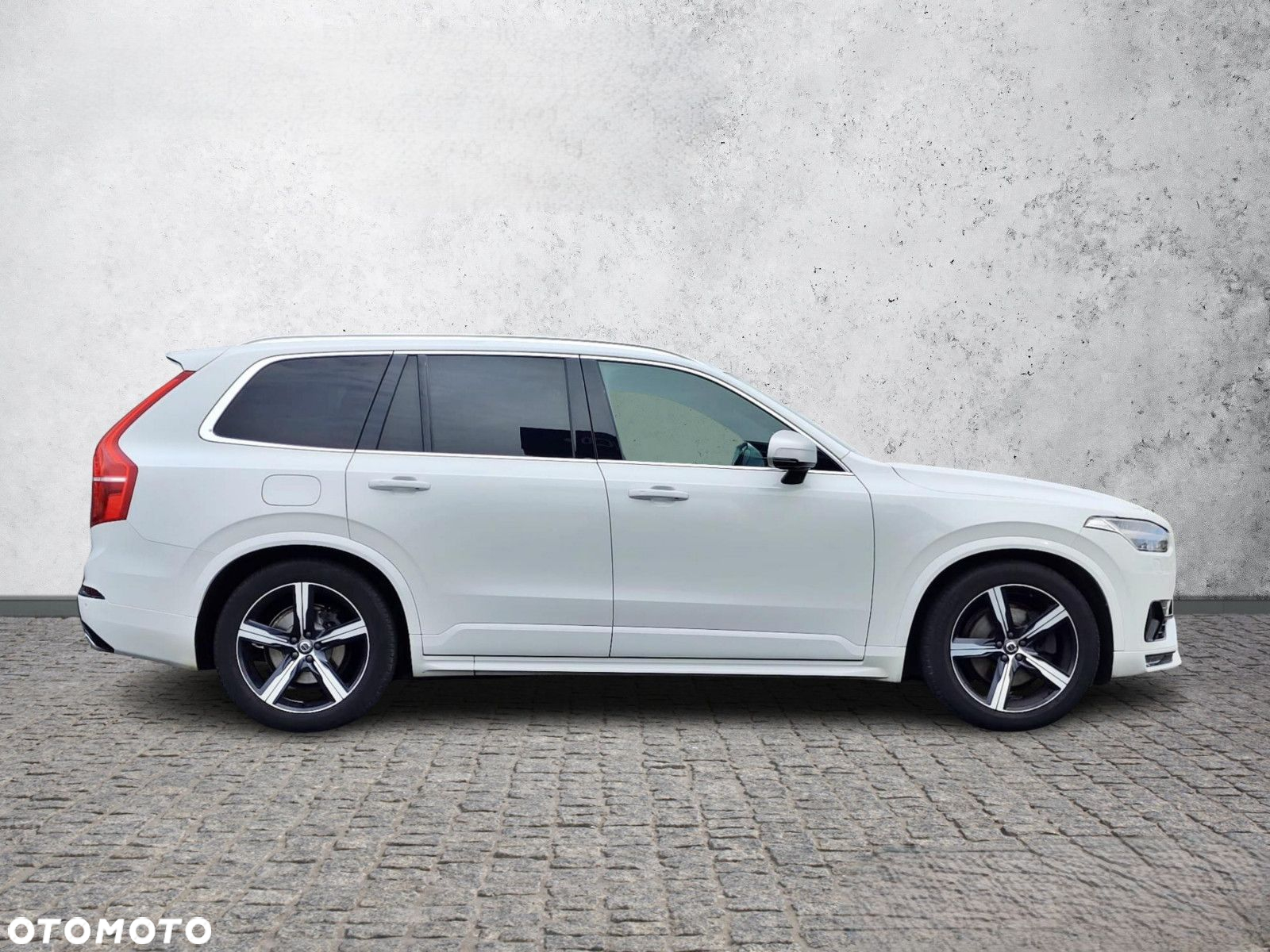 Volvo XC 60 - 4