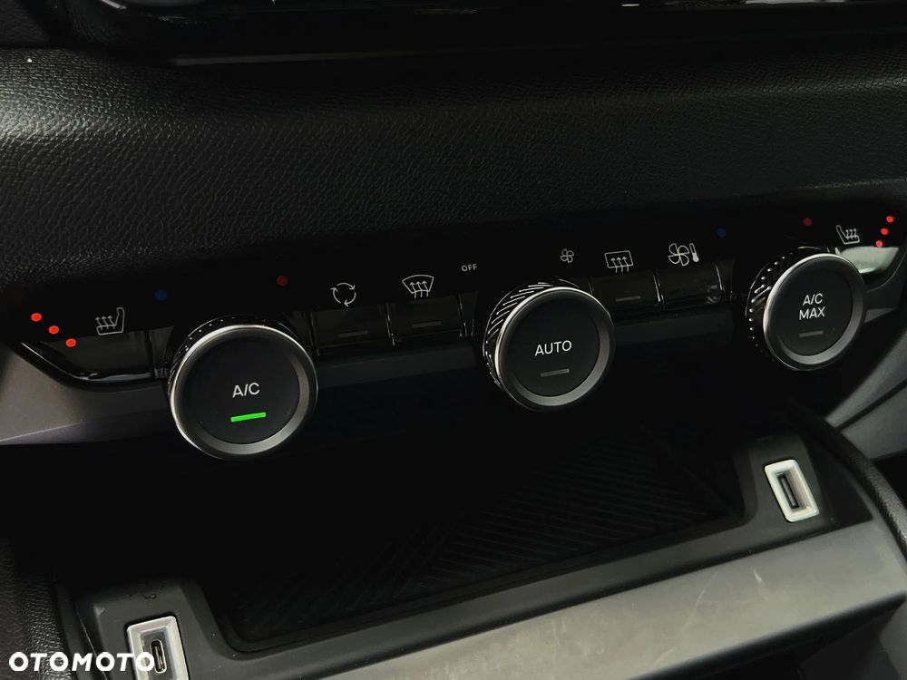 Citroën C4X PureTech 100 Stop&Start YOU - 31