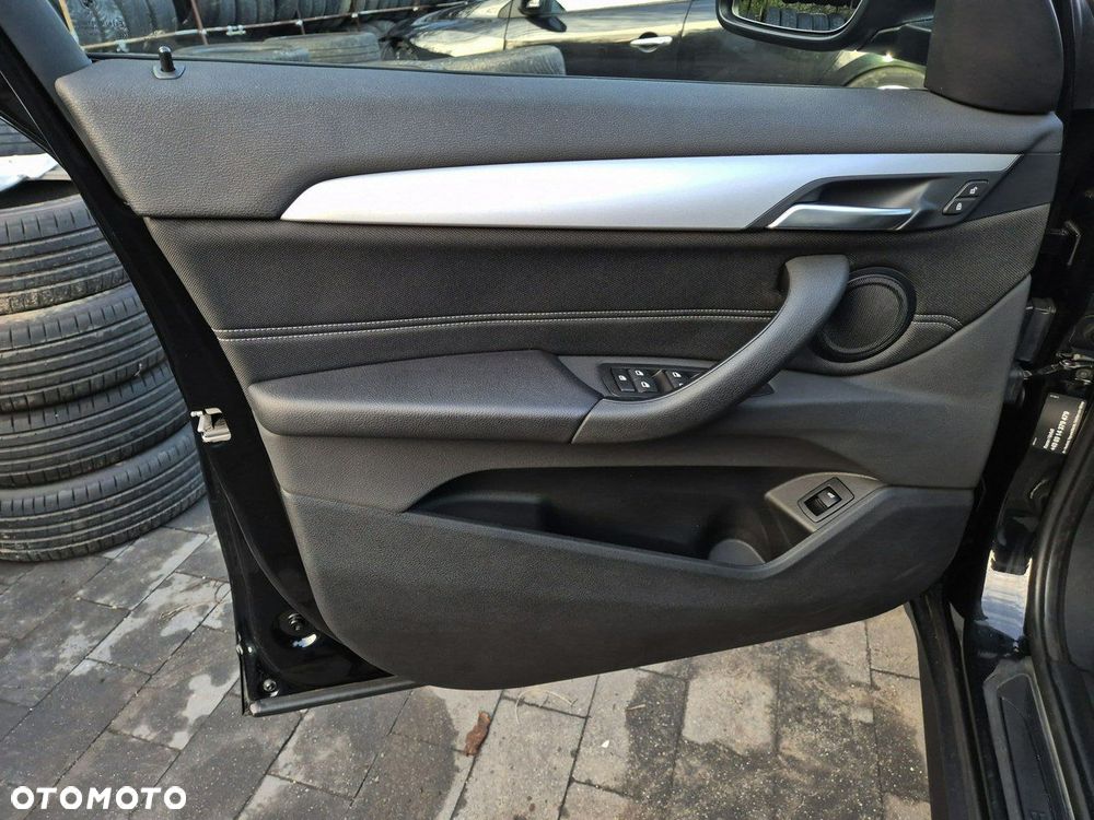 BMW X1 - 11