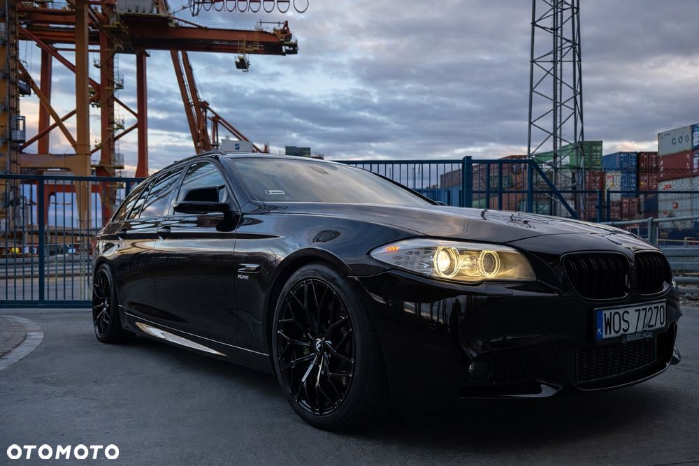 BMW Seria 5 525d xDrive - 1