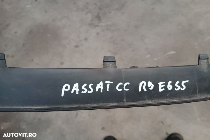Grila bara fata centru 3C8853677 3C8853677 Volkswagen VW Passat CC 1 - 2