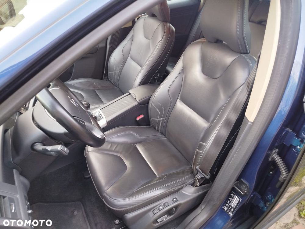 Volvo XC 60 - 20